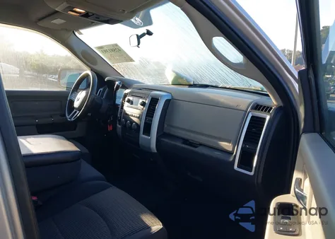 2009 Dodge Ram 1500 Slt/Sport/Trx z USA, uszkodzony, nr VIN 1D3HV18T59S778912